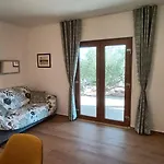 招待所 尼亚卢卡住宿加早餐旅馆 尼亚卢卡