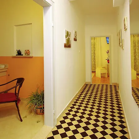Gasthuis B&B Vela Luka 3*